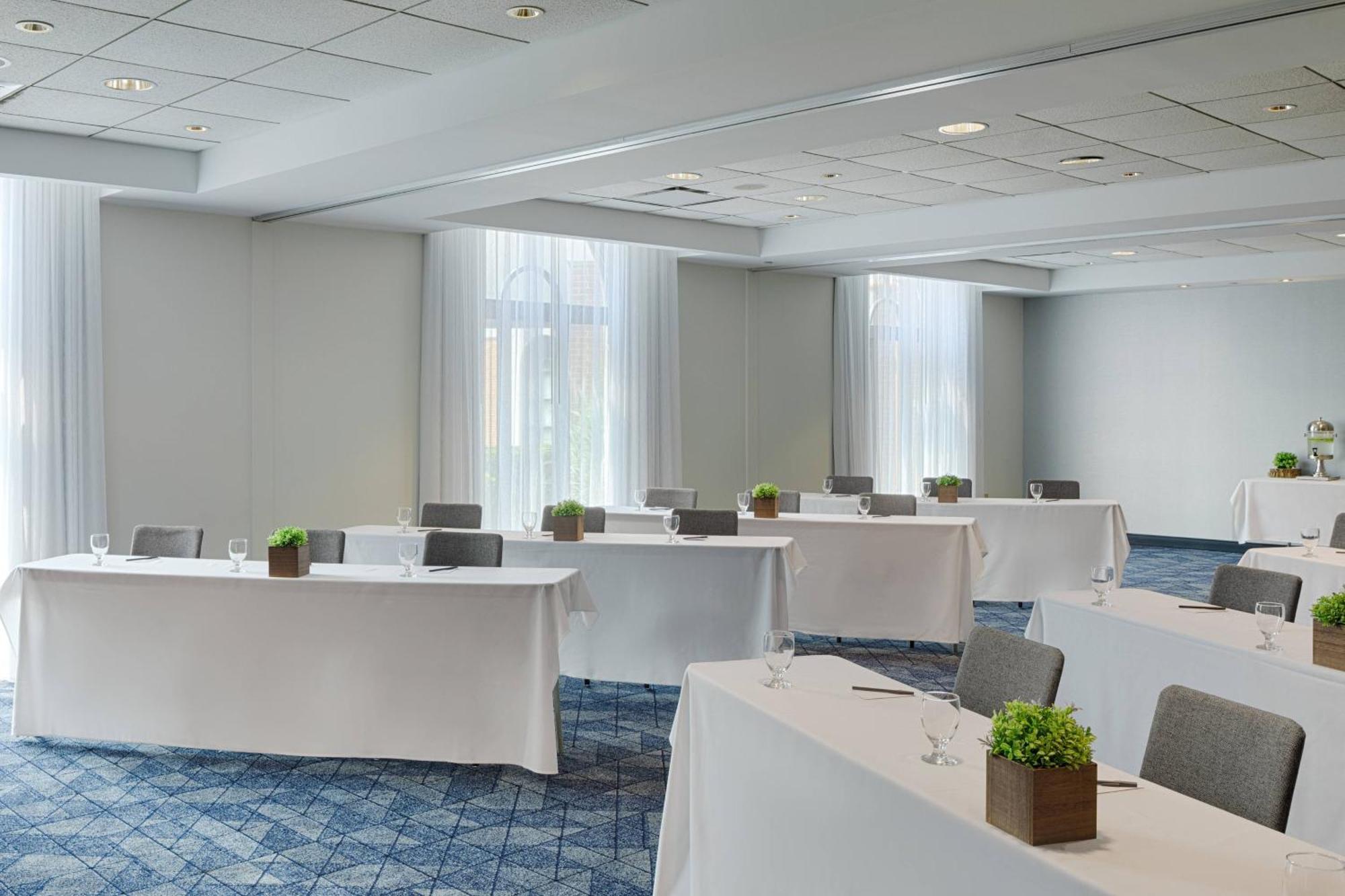 Hotel Courtyard By Marriott Downtown 3*