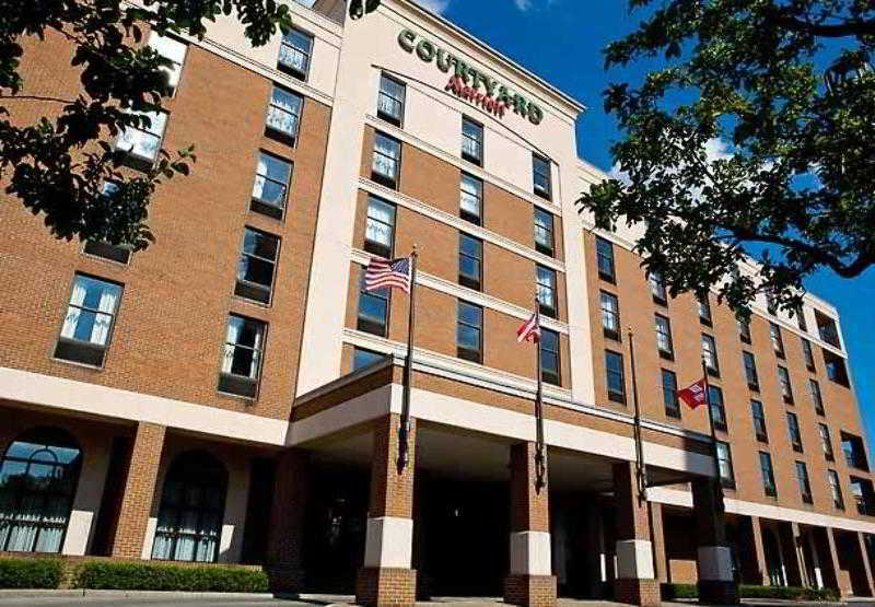 Courtyard By Marriott Downtown Springfield