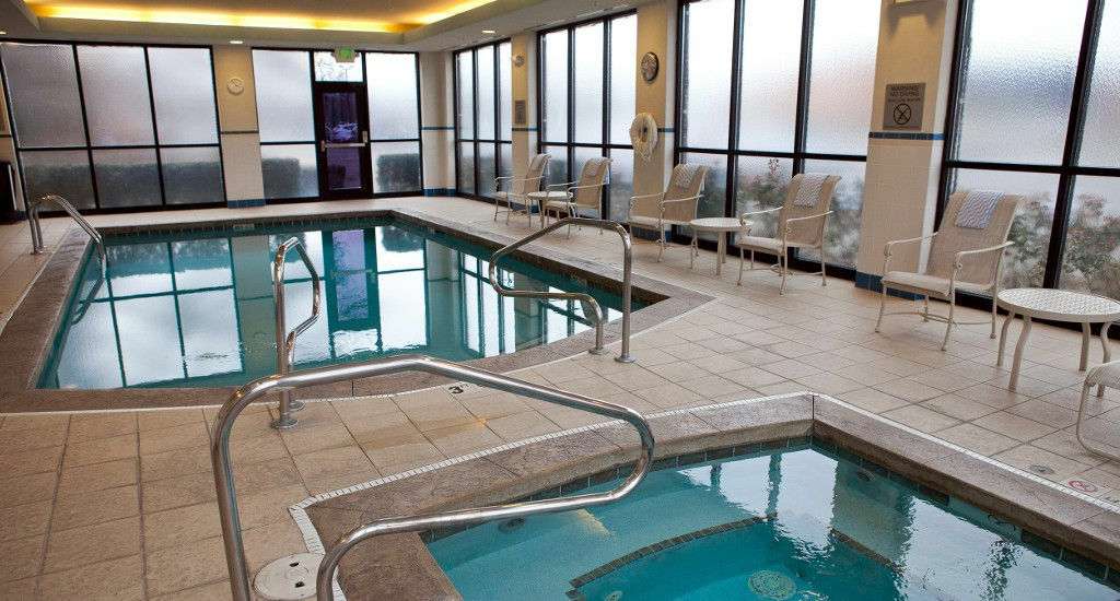 Courtyard By Marriott Downtown